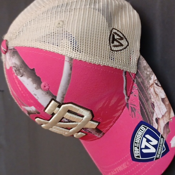 NWT Notre Dame real tree pink camo trucker hat. - Picture 2 of 4